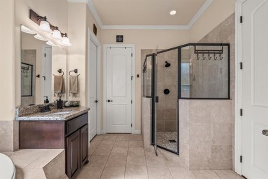 Welcome to 700 Coffee Circle! A masterfully crafted luxury - photo 30