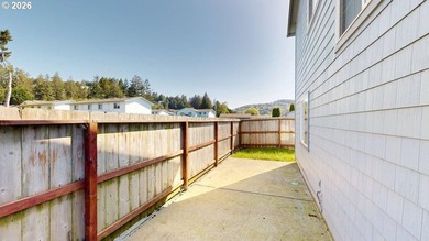 Three bedrooms and a spacious two-level layout set the tone for - photo 31