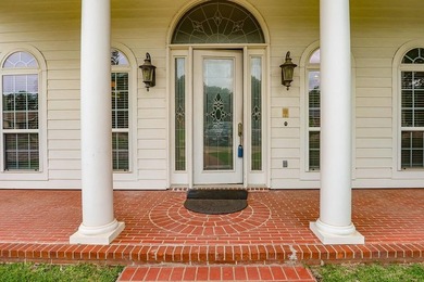 Experience a life of luxury at this gorgeous golf course home - photo 5