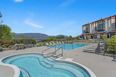 Lake Townhome/Townhouse For Sale in Kelowna, 