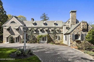 Beyond private gates, a tree-lined drive reveals Turtle Pond - photo 2