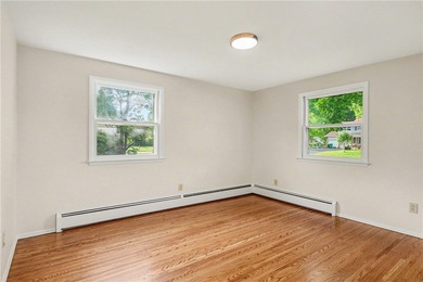 With fresh cosmetic updates throughout, 25 Gayla Dr reflects the - photo 11