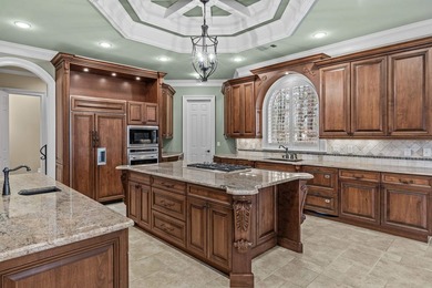 EXQUISITE CASTLE-LIKE ESTATE WITH SUNNING GOLF COURSE VIEWS ! - photo 19