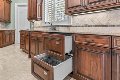 EXQUISITE CASTLE-LIKE ESTATE WITH SUNNING GOLF COURSE VIEWS ! - photo 20