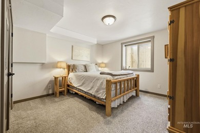Under $1M for premier golf course frontage in McCall, this is - photo 21
