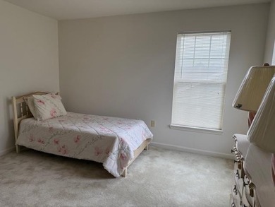 Welcome to life on the golf course in the sought-after community - photo 26