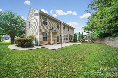 Welcome home to this beautifully maintained 4 bedroom, 2.5 - photo 27