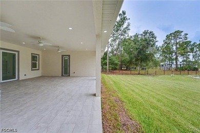 This impressive property offers 5 bedrooms plus a den, 6 - photo 36