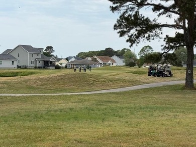 Welcome to life on the golf course in the sought-after community - photo 37