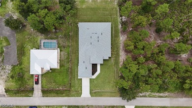 This impressive property offers 5 bedrooms plus a den, 6 - photo 41