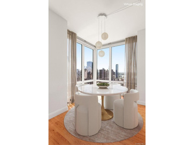 There are residences that offer views, and then there are homes - photo 4