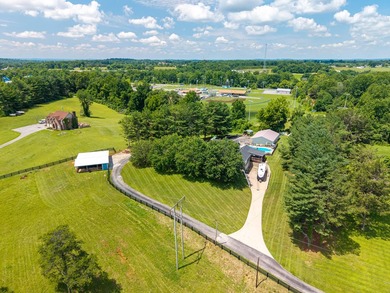 0ne-of-a-Kind Country Estate on Over 5 Acres! Properties like - photo 3
