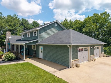 0ne-of-a-Kind Country Estate on Over 5 Acres! Properties like - photo 8