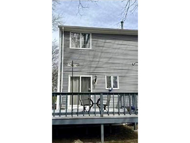 Townhouse style condo with full basement. Located at the end in - photo 4