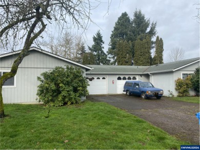 (private lake, pond, creek) Home For Sale in Aurora Oregon