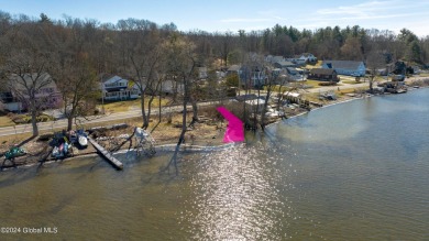 Saratoga Lake Lot Sale Pending in Stillwater New York