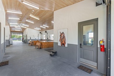 Tucked away in a quiet, secluded setting yet optimally - photo 14