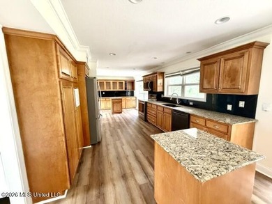 Welcome to this beautiful two s tory residence that perfectly - photo 19