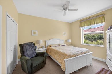 Welcome to this thoughtfully designed four-bedroom, three-bath - photo 30