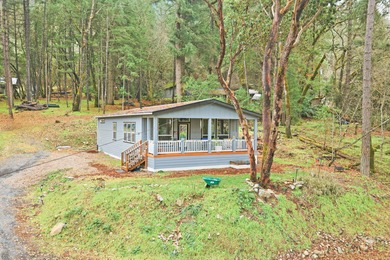 Rogue River Home For Sale in Rogue River Oregon