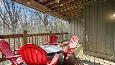 Escape to the beauty of Lake Monroe and discover easy, turnkey - photo 3