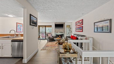 Escape to the beauty of Lake Monroe and discover easy, turnkey - photo 5