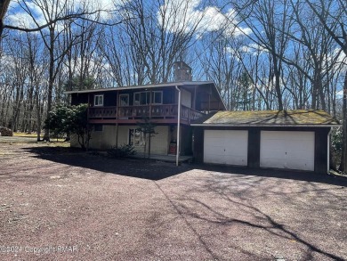 Lake Home For Sale in Jim Thorpe, Pennsylvania