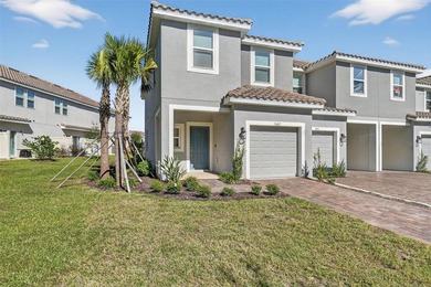 Lake Tohopekaliga Townhome/Townhouse For Sale in Kissimmee Florida