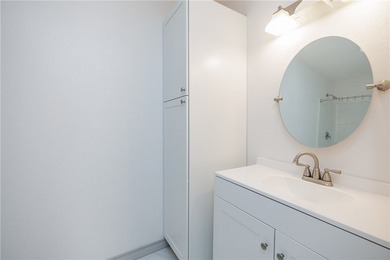 Income generating townhome! Beautifully renovated Central Corpus - photo 19