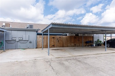 Income generating townhome! Beautifully renovated Central Corpus - photo 30