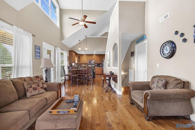 Peaceful 3-story lakefront home with stunning water views - photo 4
