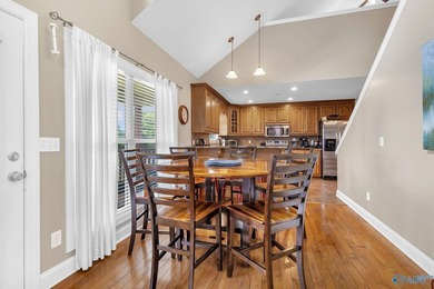 Peaceful 3-story lakefront home with stunning water views - photo 5
