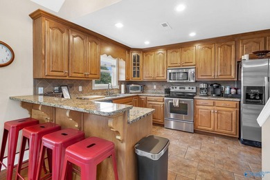 Peaceful 3-story lakefront home with stunning water views - photo 6