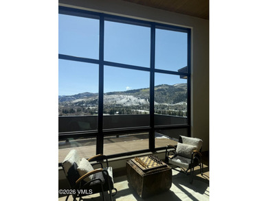 Nestled in the scenic Vail Valley, this stunning new - photo 10