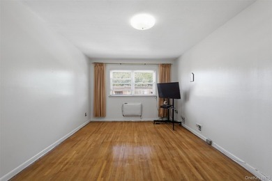 Welcome to this charming well maintained semi-detached - photo 6