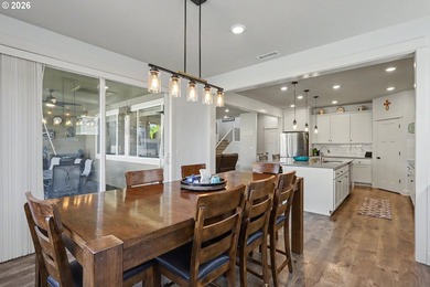 Welcome to your Dream Multi-Generational Home! This Exquisite - photo 13