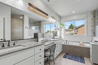 Welcome to your Dream Multi-Generational Home! This Exquisite - photo 20