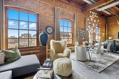 Originally built in 1900, this Historical North Loop Loft - photo 24