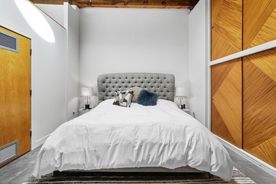 Originally built in 1900, this Historical North Loop Loft - photo 30