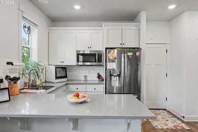 Welcome to your Dream Multi-Generational Home! This Exquisite - photo 34