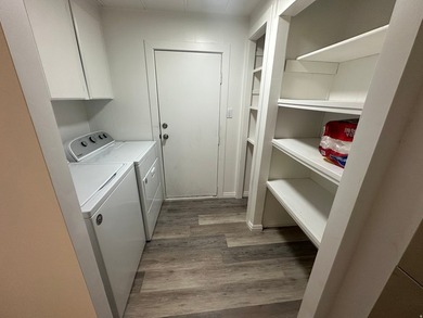 Beautifully remodeled 3-bedroom, 2-bath home offering - photo 36