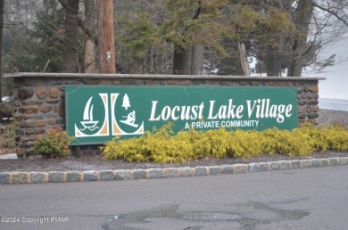 Locust Lake Lot For Sale in Pocono Lake Pennsylvania