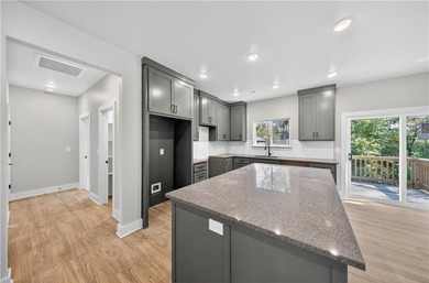 Lake Loch Lomond Home For Sale in Bella Vista Arkansas