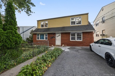 Hudson River Townhome/Townhouse Sale Pending in Yonkers New York