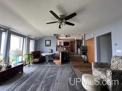 Wake up every morning to sweeping lake views and 200 feet of - photo 5