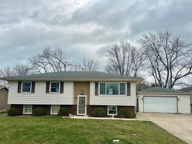 Lake Holiday - Porter County Home For Sale in Crown Point Indiana