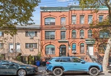 4-Family in Prime South Bronx - Income Producing. Incredible - photo 3
