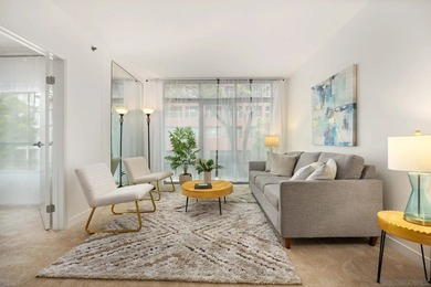 Just reduced! Exceptional in LITTLE ITALY! Discover a unique - photo 6