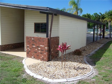 WOW! This beautifully updated home with a price improvement!!! - photo 8
