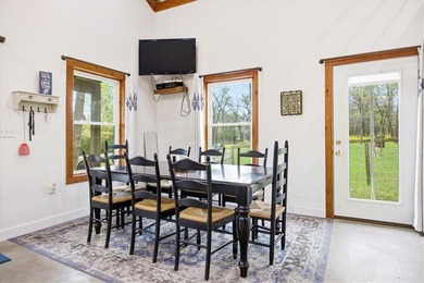 Charming 1 bed, 1 bath home with loft-style bedroom in the gated - photo 10